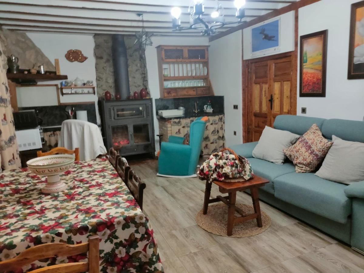Maison d'hôtes Molino Elidio à Santiago-Pontones Extérieur photo